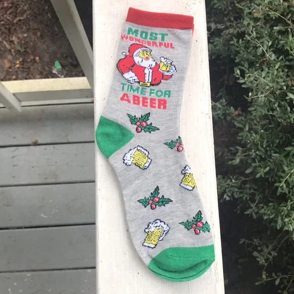 New Christmas Socks “Most Wonderful Time For A Beer” - Picture 3 of 3